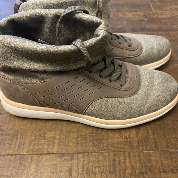 UGG Islay Leather spandex knit Mole high top Sneakers - Picture 5 of 11